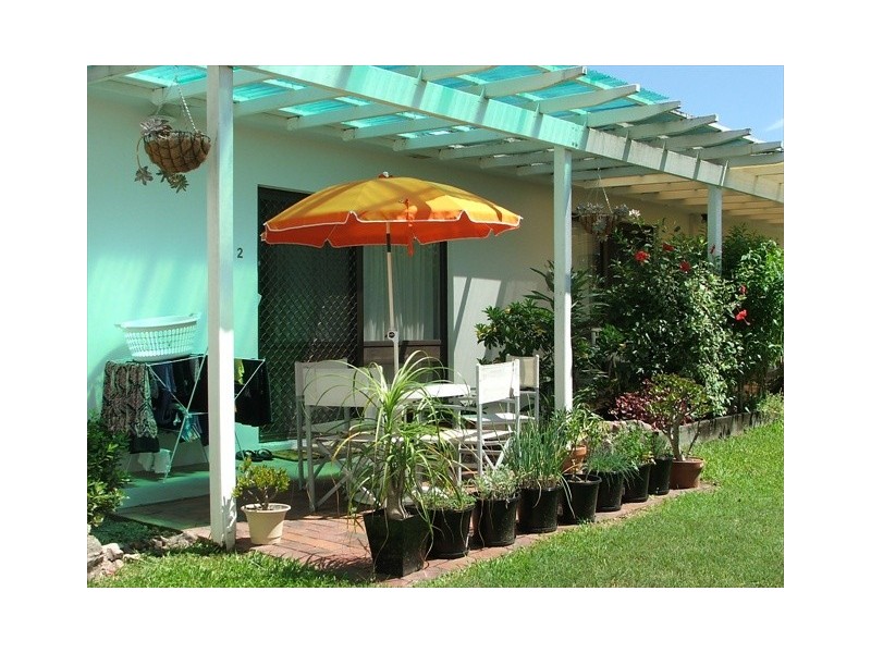 2/10 Florence Street, Nambour QLD 4560