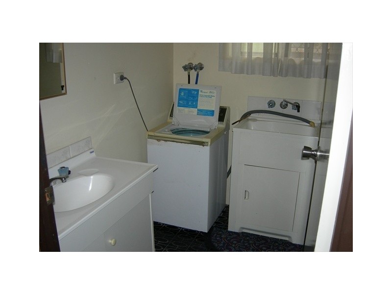 2/10 Florence Street, Nambour QLD 4560