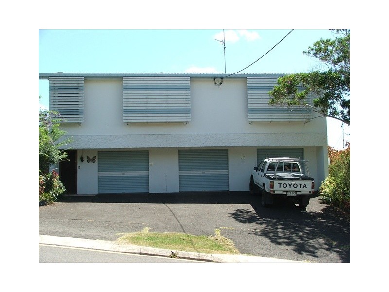 2/10 Florence Street, Nambour QLD 4560