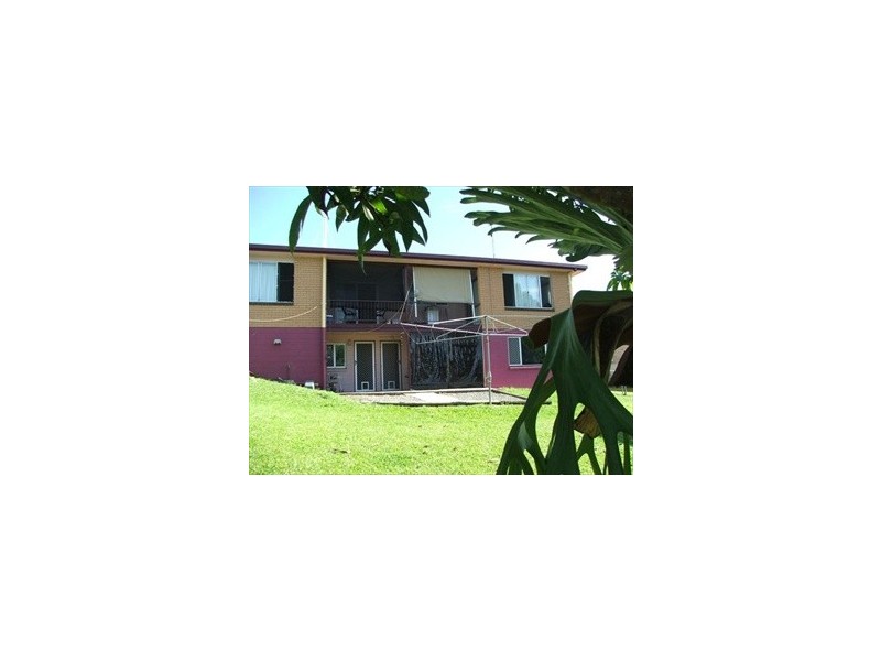 10 Solandra, Nambour QLD 4560