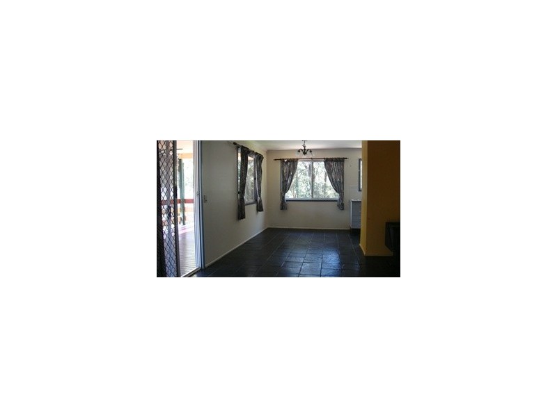 22 Tallangatta Street, Nambour QLD 4560