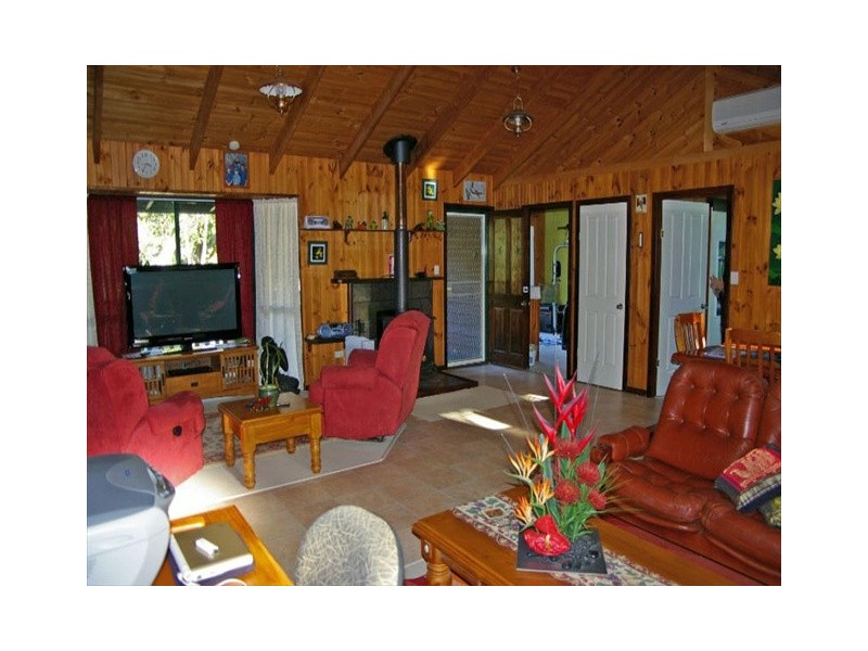 7 Vinces Way, Kureelpa QLD 4560