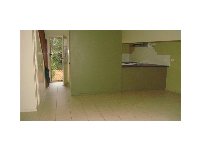 2/3 Hemdan Court, Nambour QLD 4560
