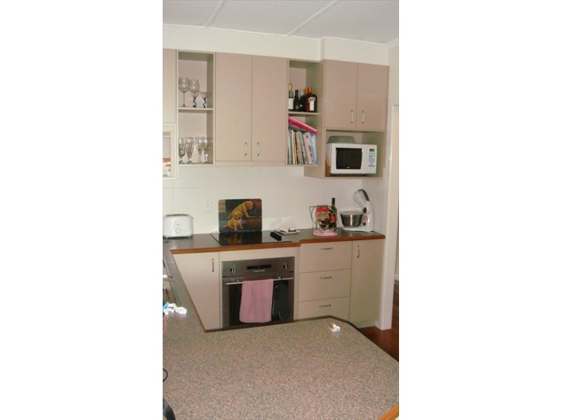 38 Isabella Ave, Nambour QLD 4560