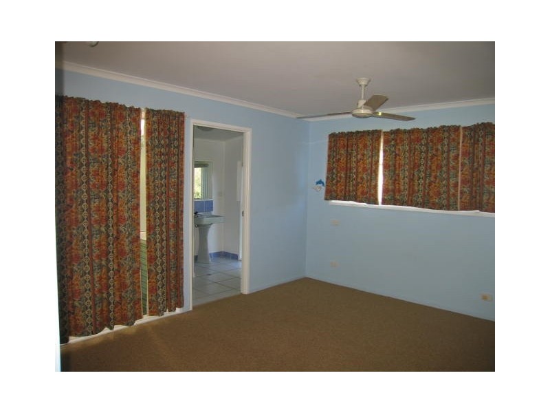 8 Vincent Drive, Nambour QLD 4560