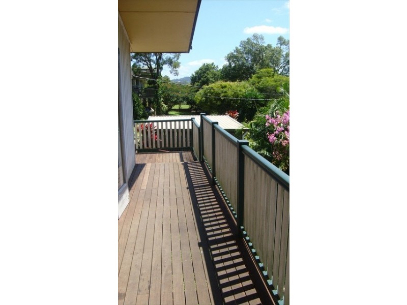 66 Coes Creek Rd, Burnside QLD 4560