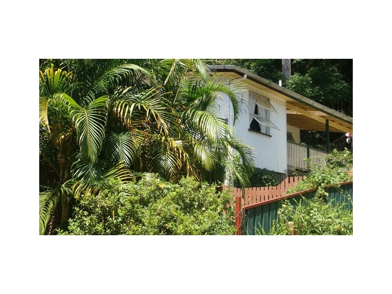 66 Coes Creek Rd, Burnside QLD 4560