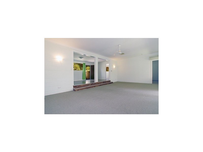 2 Parsons Road, Forest Glen QLD 4556