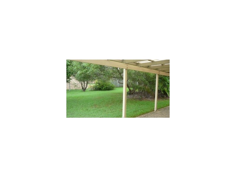 2 Ninderry Place, Battery Hill QLD 4551