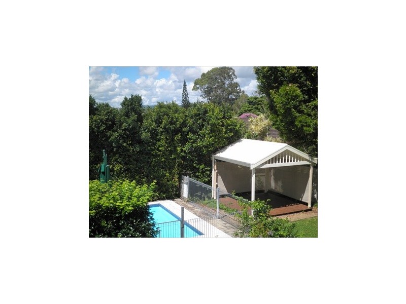 19 Norman Ave, Nambour QLD 4560