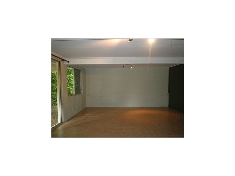 19 Norman Ave, Nambour QLD 4560