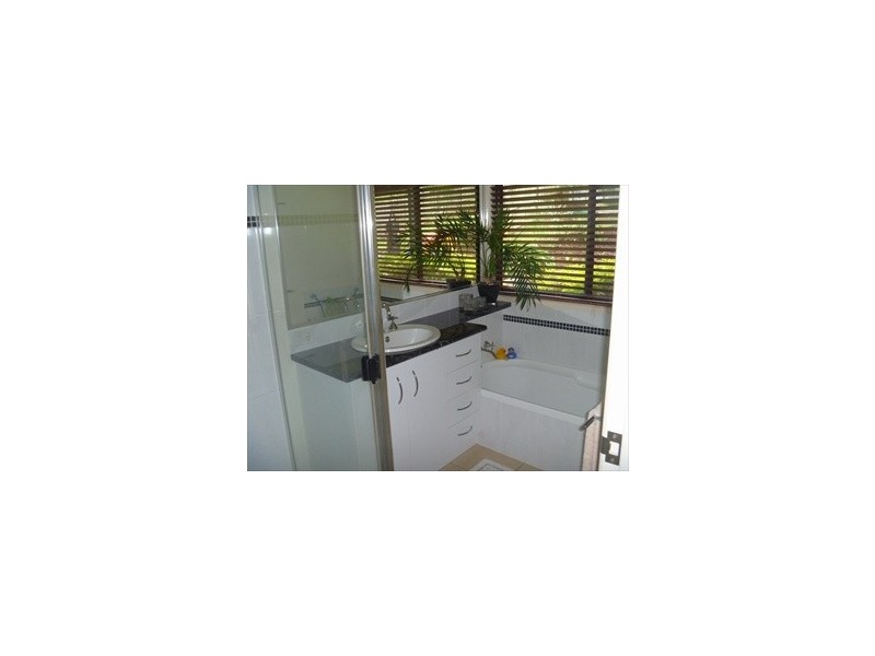 4 Countryview Street, Woombye QLD 4559
