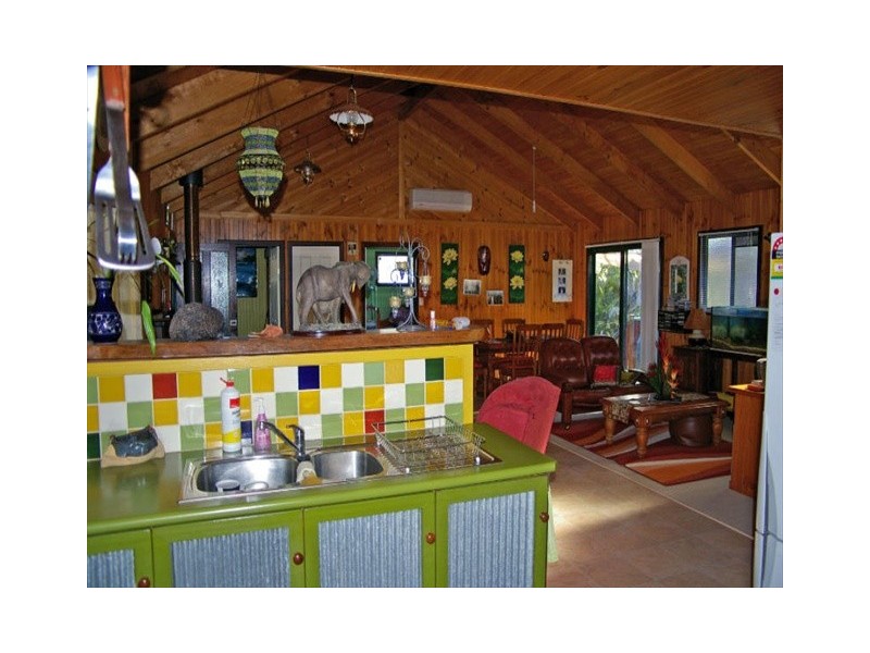 7 Vinces Way, Kureelpa QLD 4560