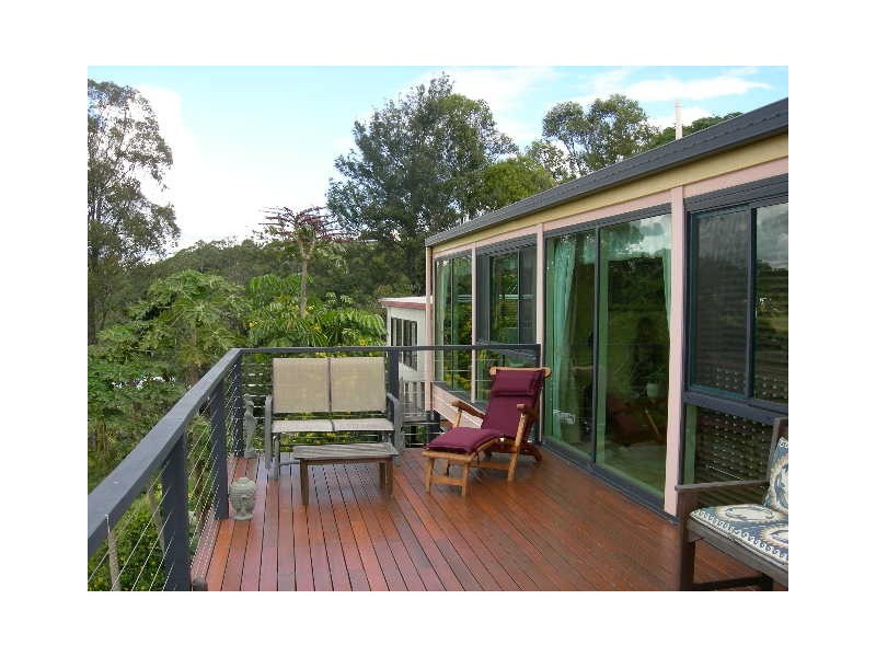 20 Maple Ave, Mapleton QLD 4560