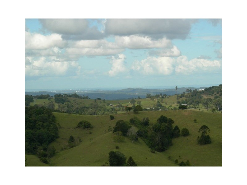 20 Maple Ave, Mapleton QLD 4560