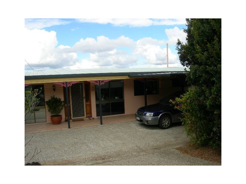 20 Maple Ave, Mapleton QLD 4560