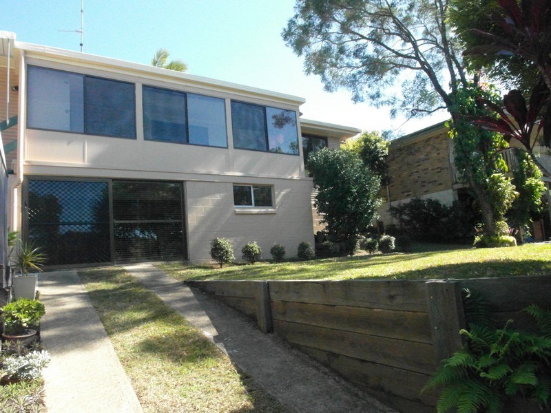 64 Coes Creek Rd, Coes Creek QLD 4560