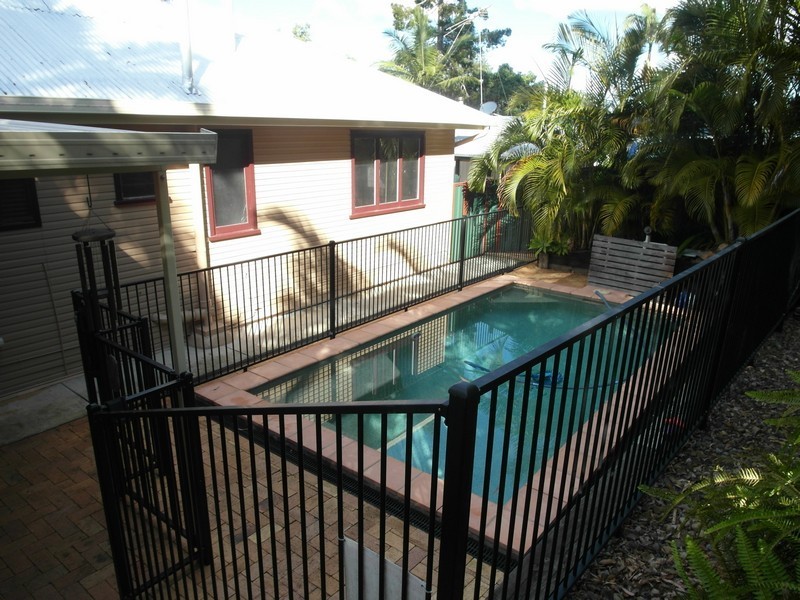 64 Coes Creek Rd, Coes Creek QLD 4560