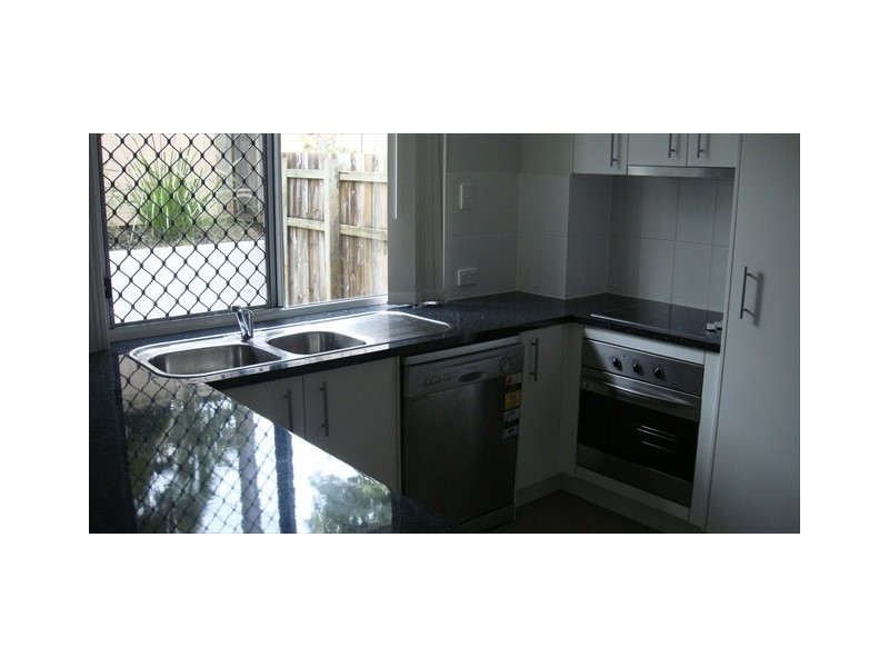 6/30a Doolan St, Nambour QLD 4560