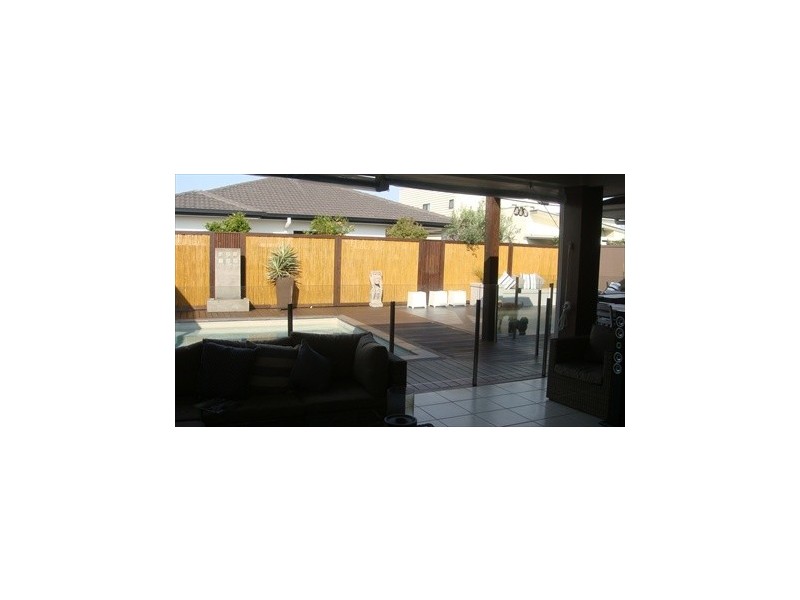 2 Solomon Court, Kawana Island QLD 4575