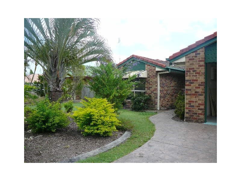 3 Yvonne Street, Nambour QLD 4560