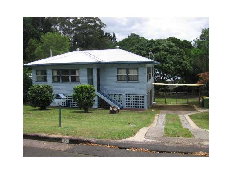 6 Noel Street, Nambour QLD 4560