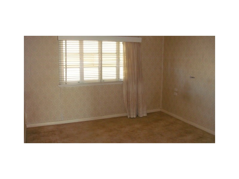 24 Carter Rd, Nambour QLD 4560