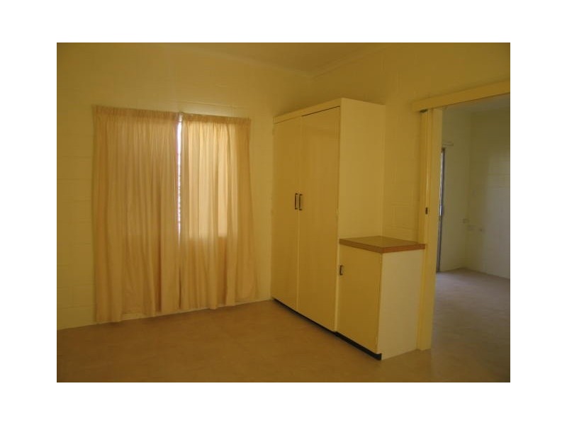 2/29 Hocking St, Nambour QLD 4560