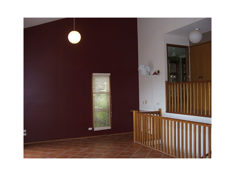 11 Canmaroo Ave, Nambour QLD 4560