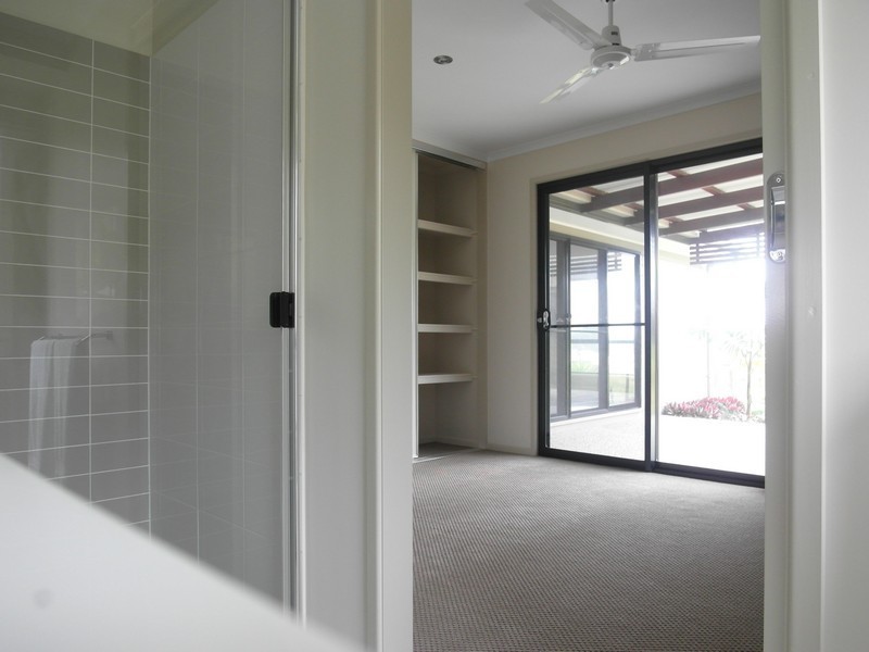 59 Robertson Drv, Burnside QLD 4560