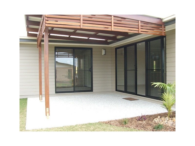59 Robertson Drv, Burnside QLD 4560