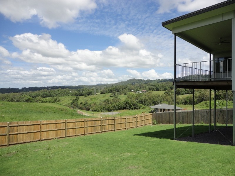 7 Henebury Road Nth, Nambour QLD 4560