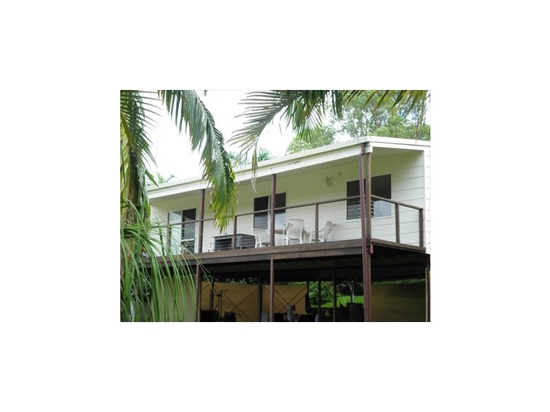 10 Swallow St, Nambour QLD 4560