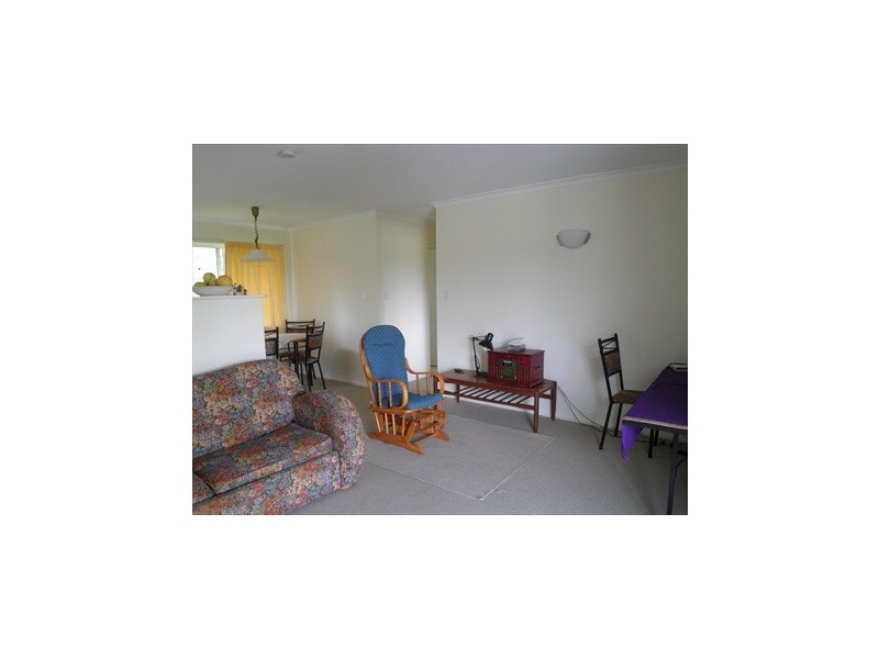 10 Swallow St, Nambour QLD 4560