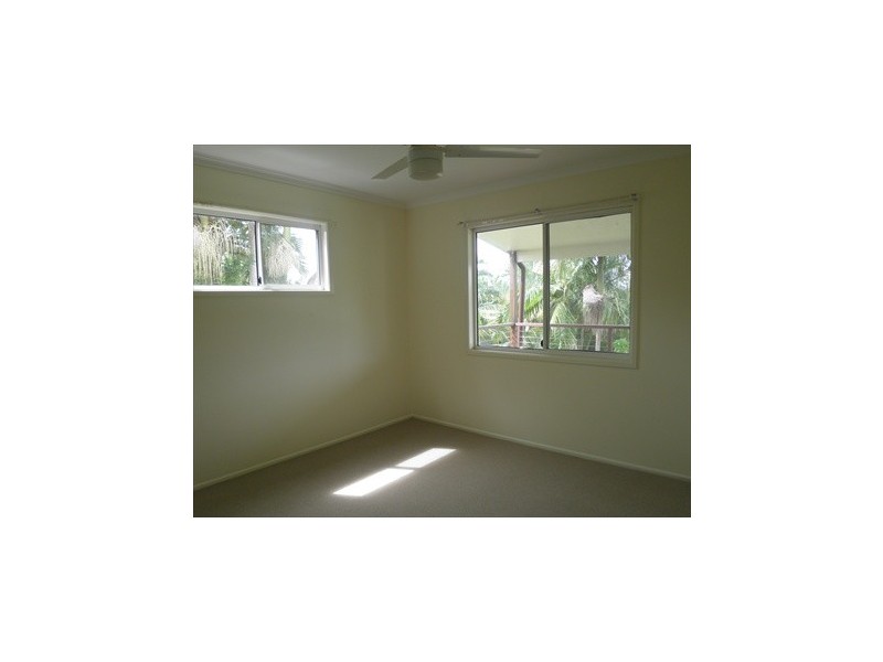 10 Swallow St, Nambour QLD 4560
