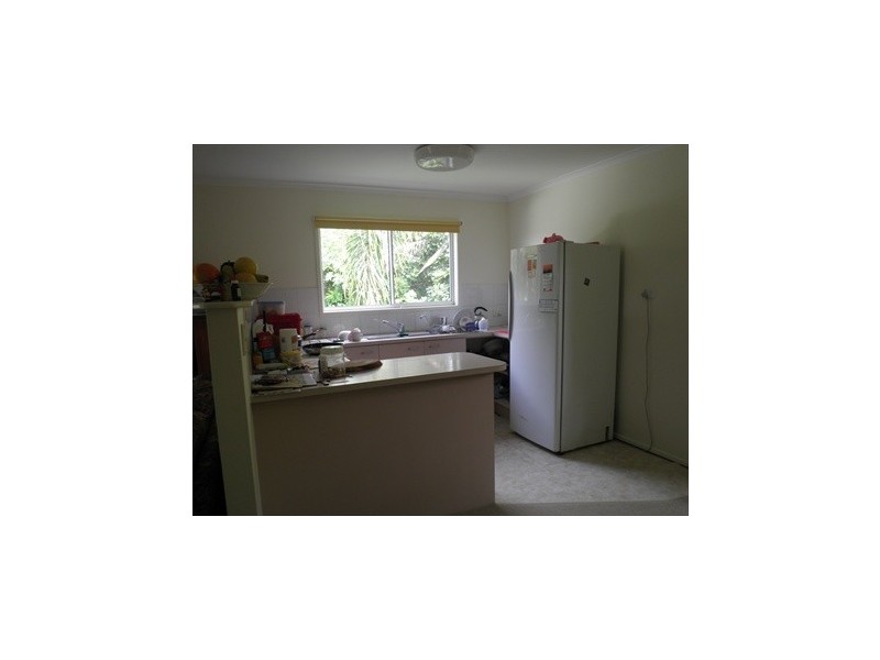 10 Swallow St, Nambour QLD 4560