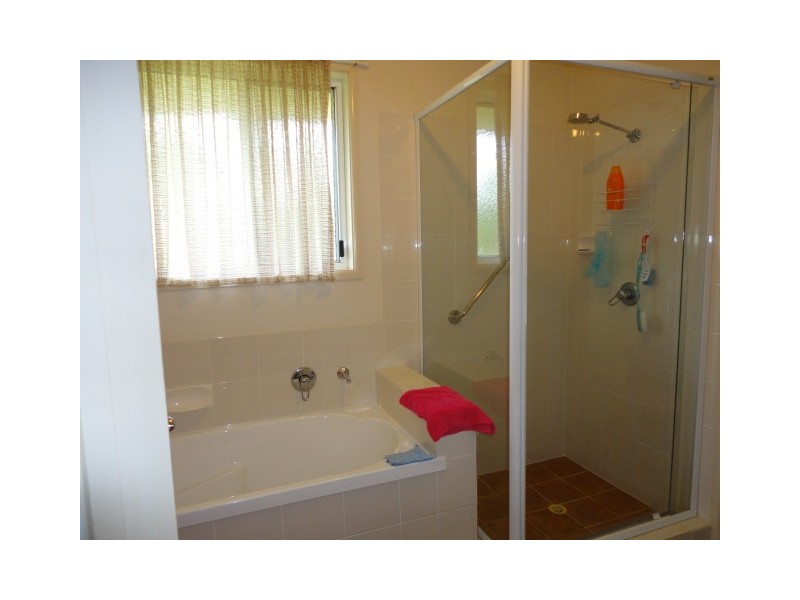 20 Westview Cr, Nambour QLD 4560