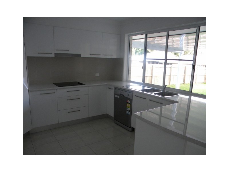 4 Old Davey Ct, Coes Creek QLD 4560