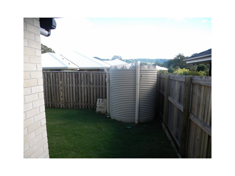 4 Old Davey Ct, Coes Creek QLD 4560