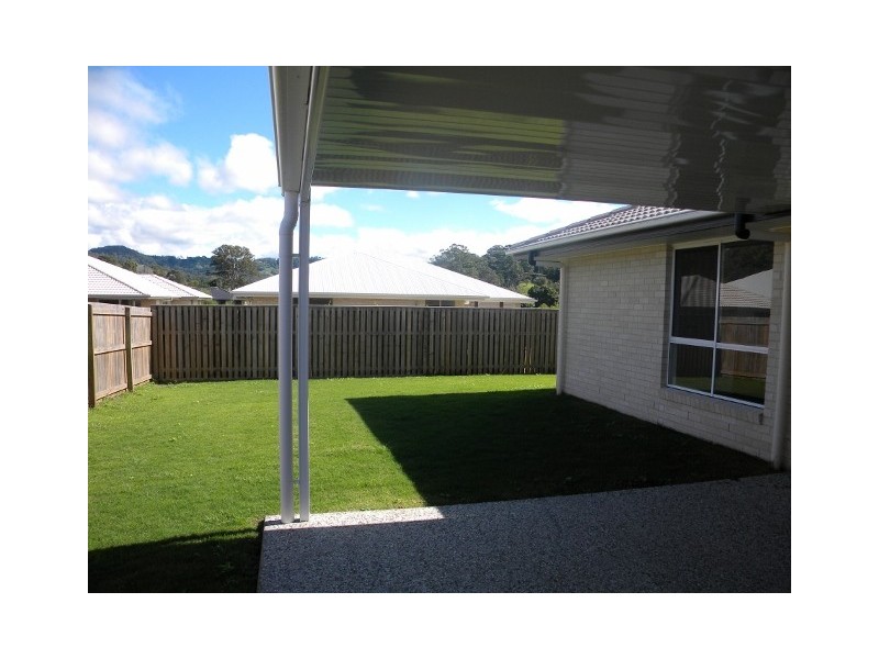 4 Old Davey Ct, Coes Creek QLD 4560