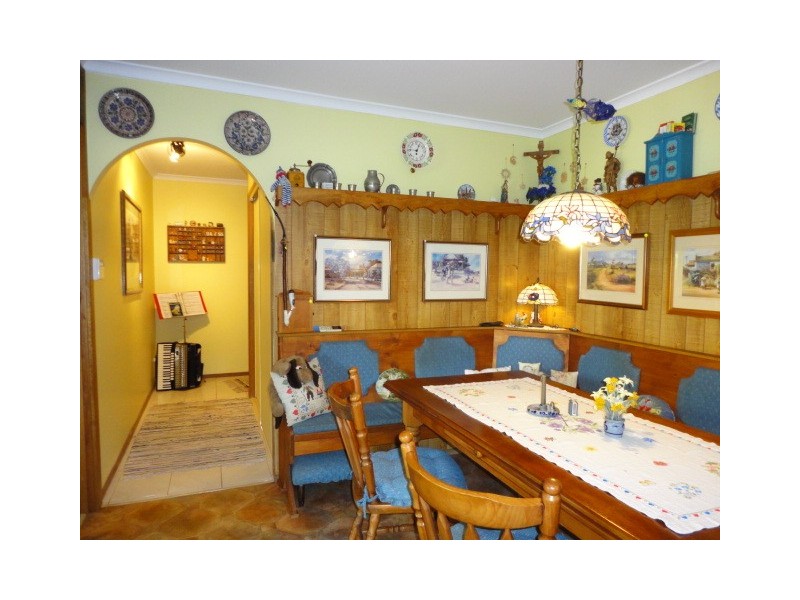 32 Westview Cr, Nambour QLD 4560