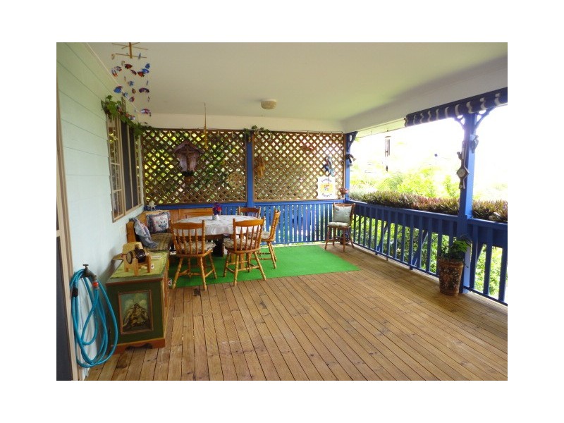 32 Westview Cr, Nambour QLD 4560