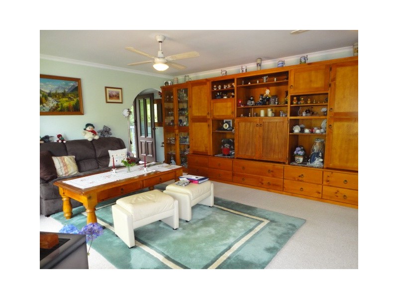 32 Westview Cr, Nambour QLD 4560