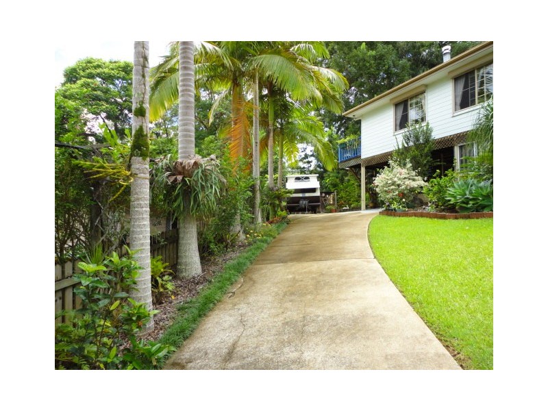 32 Westview Cr, Nambour QLD 4560