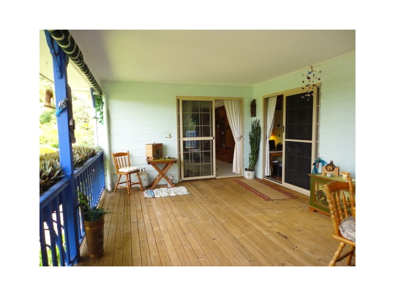 32 Westview Cr, Nambour QLD 4560