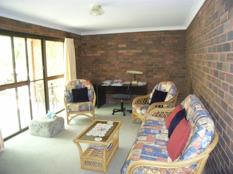Rosemount QLD 4560