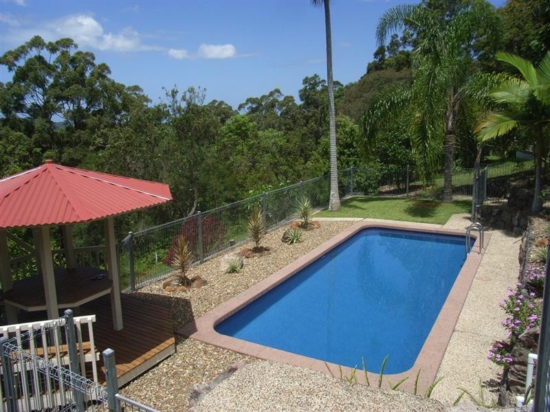 Rosemount QLD 4560