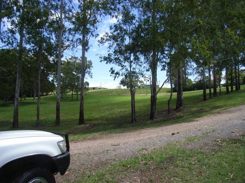 Dulong QLD 4560