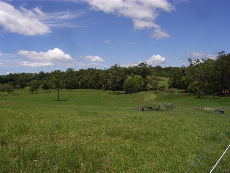 Dulong QLD 4560