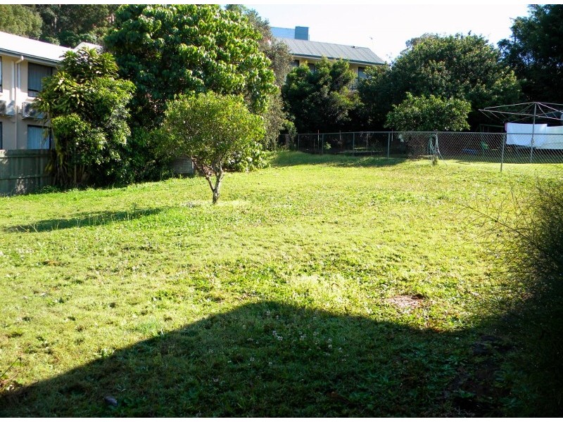 8  Doolan Street, Nambour QLD 4560